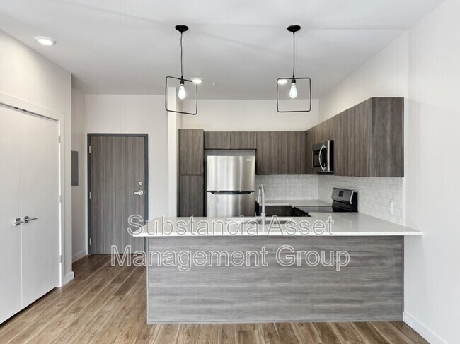 Foto del edificio - 1641 Midtown Pl