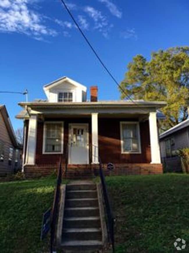 Building Photo - 1216 N 38th St
