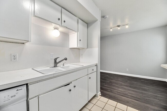 Foto del edificio - 2408 Longview St