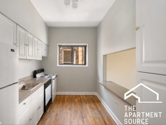 Foto del edificio - 1427 N Dearborn St