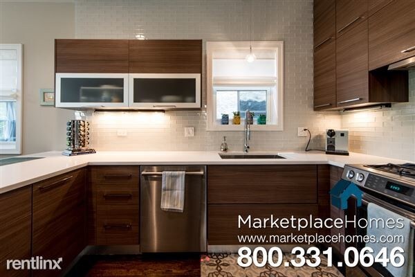 Building Photo - 3 br, 3 bath Condo - 1510 N Hudson Ave # 3