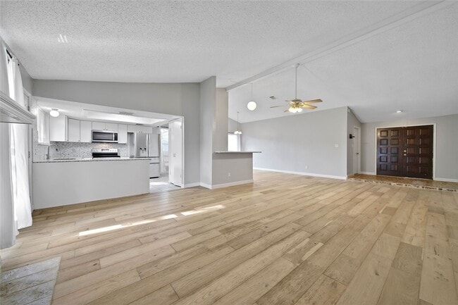 Foto del edificio - 21311 Park Rock Ln