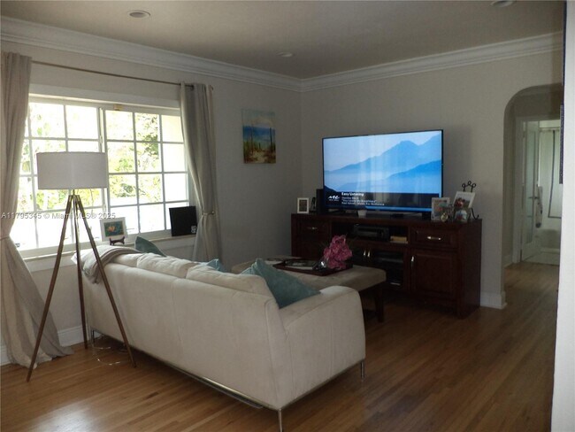 Foto del edificio - 6210 SW 34th St