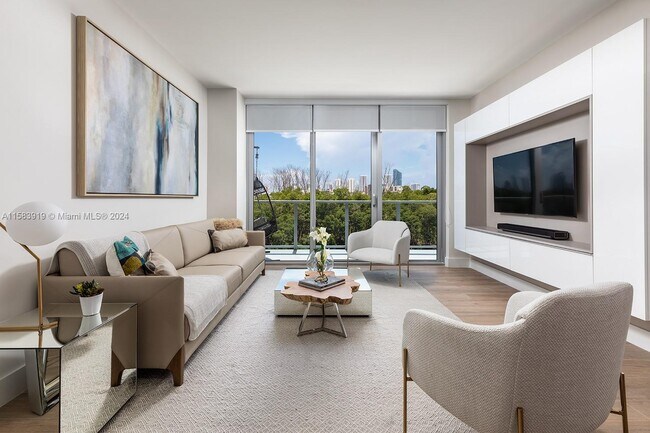 Building Photo - 16385 Biscayne Blvd