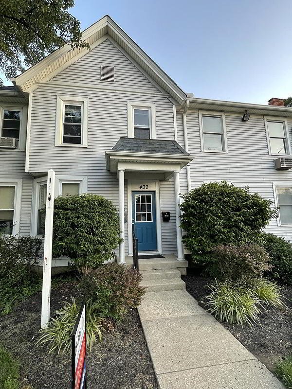 1-Bedroom Apartment - 439 W Loveland Ave