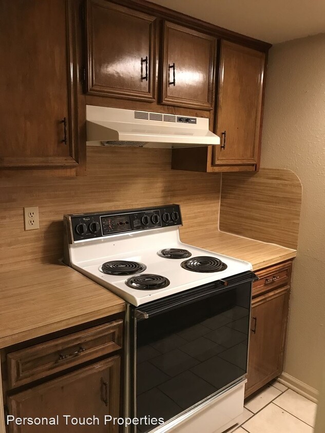 Primary Photo - 3 br, 2 bath House - 8212-D GOVERNOR DR
