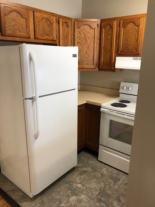 Kitchen - 1102 Ferry St