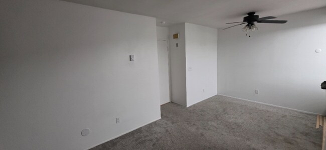 Foto del edificio - 5934 Rancho Mission Rd