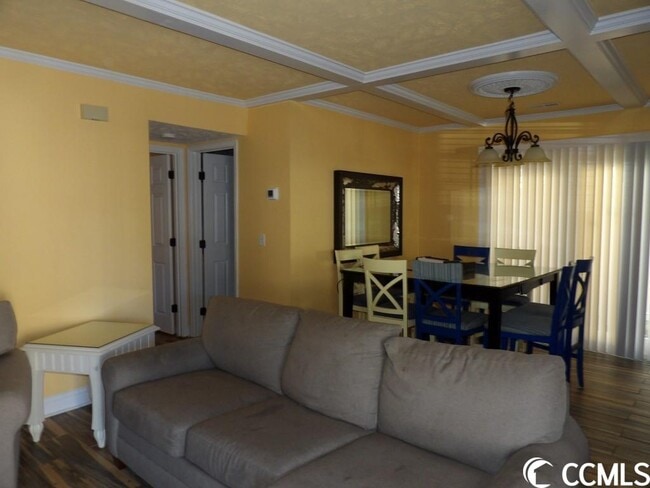 Building Photo - 4304 Beverly Ct