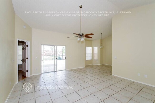 Foto del edificio - 1021 Kelly Creek Cir