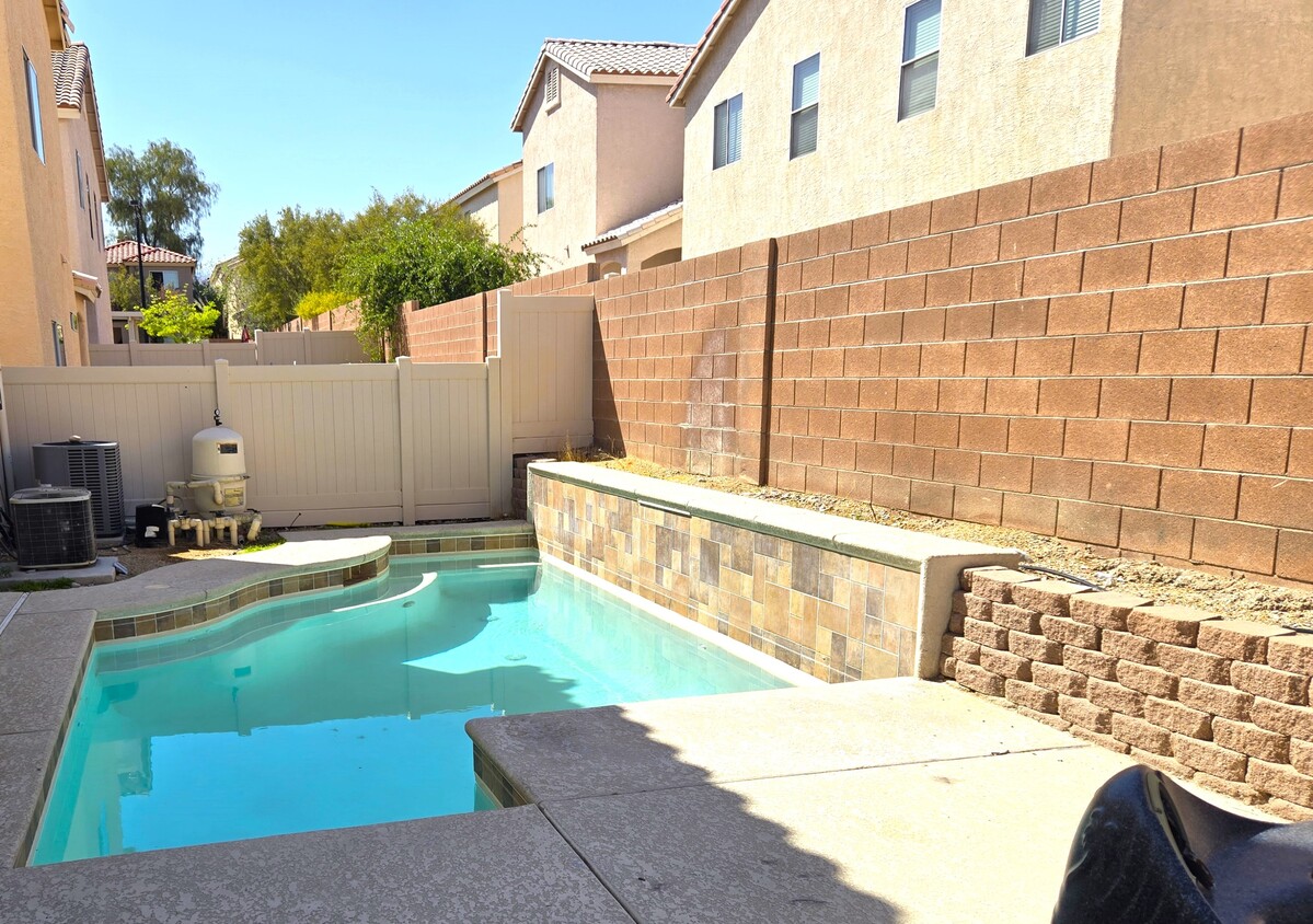 Foto principal - 9004 Spotted Tail Ave