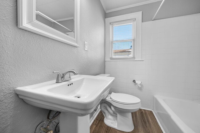 Building Photo - 4212 Bart St