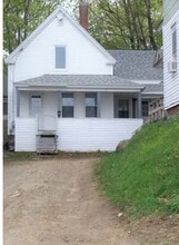 Building Photo - 133 Penobscot St