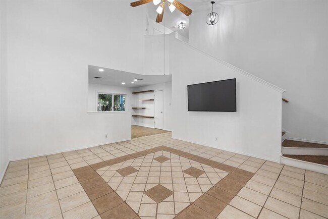 Foto del edificio - 104 Grant Ct