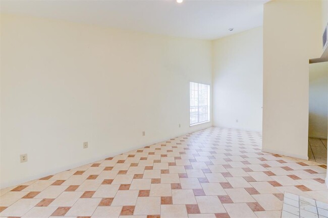 Building Photo - 8055 Cambridge St