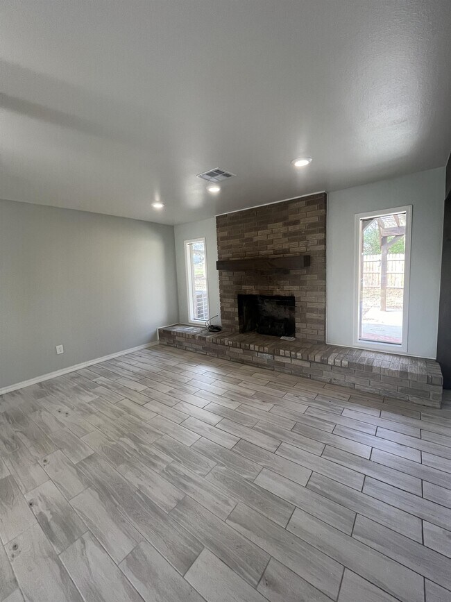 Foto del edificio - 2010 E Foster Dr