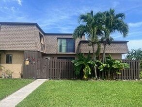 Building Photo - 5301 Waterview Cir