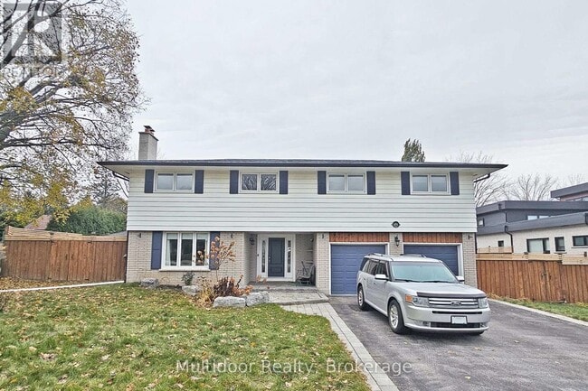 Building Photo - 871 Swiss Height