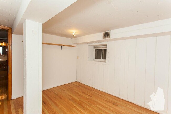 Foto del edificio - 2730 N Wayne Ave