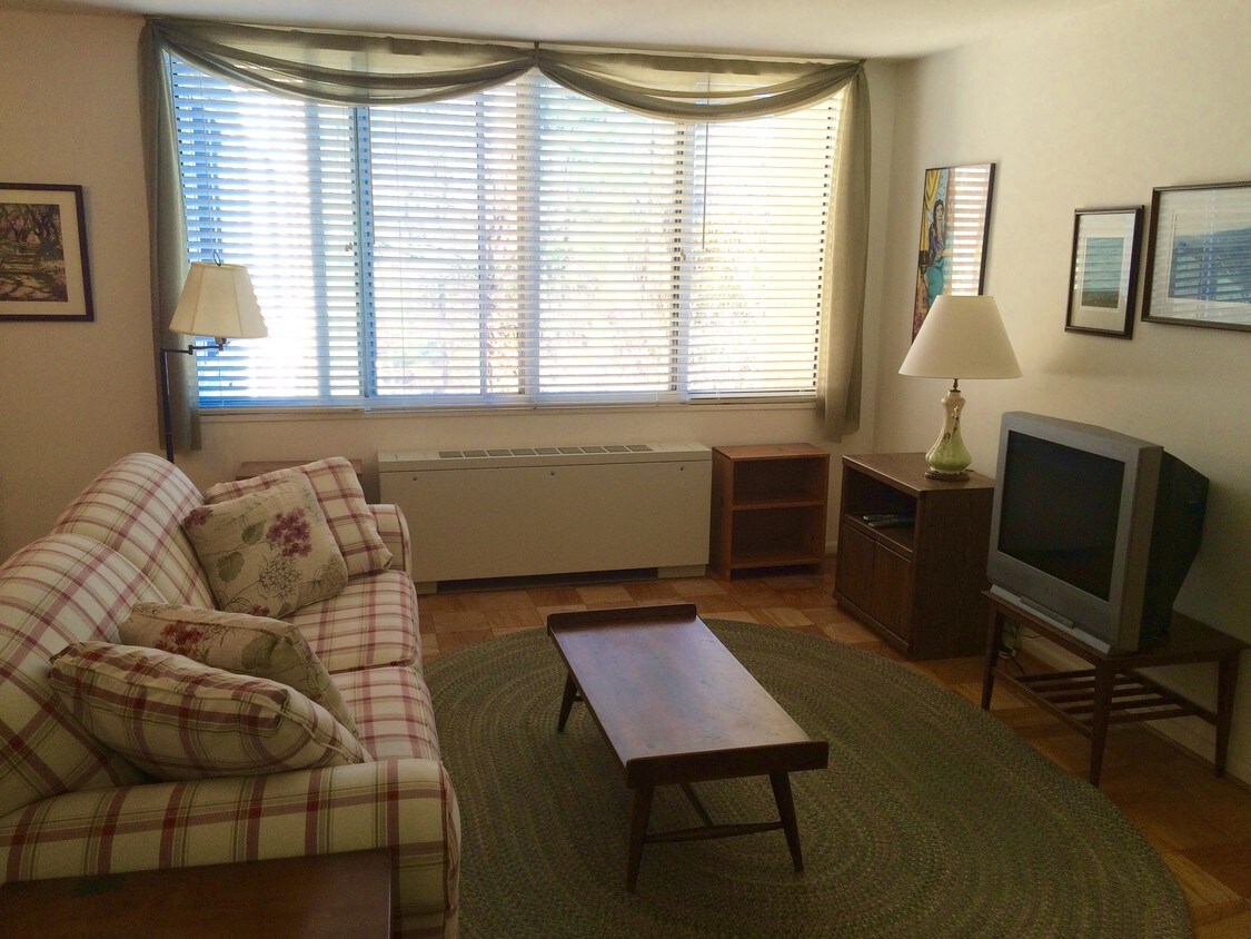 Living Room - 2939 Van Ness St NW