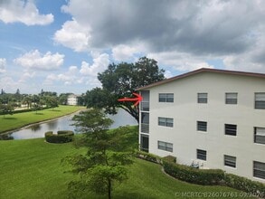 Building Photo - 158 Preston Way