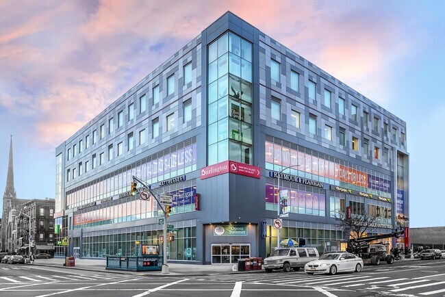 Foto del edificio - 207 W 137th St