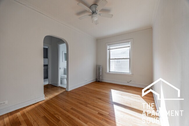 Foto del edificio - 6346 N Magnolia Ave