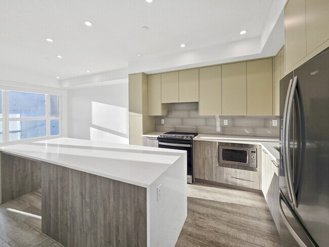 Photo du bâtiment - 4160 Norford Ave NW