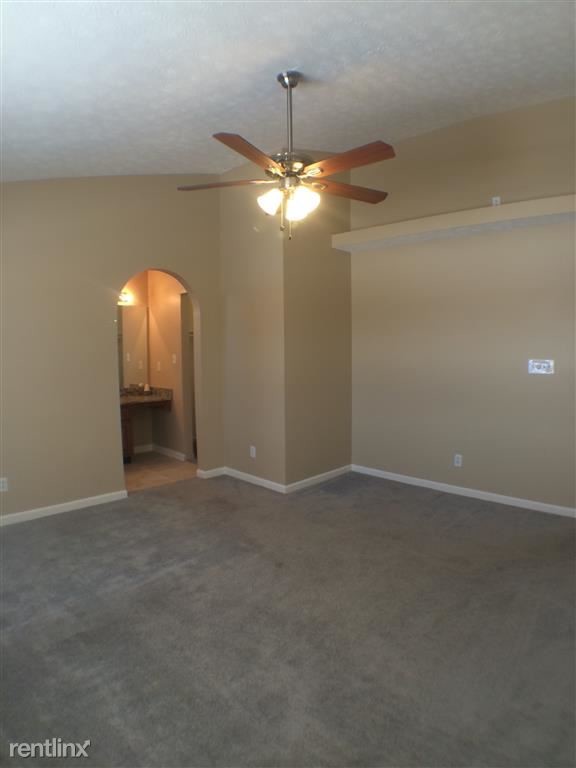 Building Photo - 3 br, 2 bath House - 12455 E 75th St