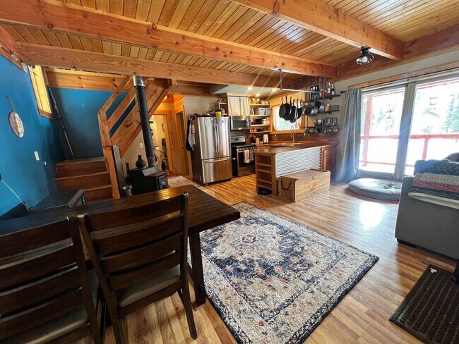 Foto del edificio - 2 br, 1 bath House - 2604 Livingston Loop