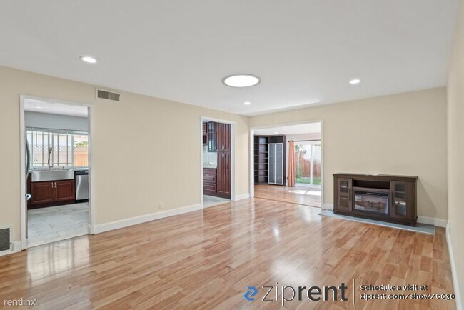 Building Photo - 4 br, 3 bath House - 6067 Bigelow Court, S...