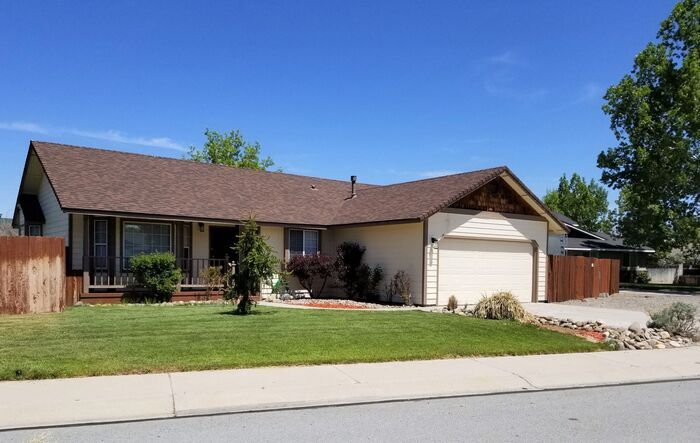 Primary Photo - Home For Rent in Gardnerville Ranchos