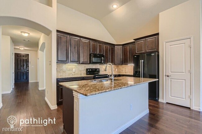 Building Photo - 11621 Yarmouth Ln UNIT