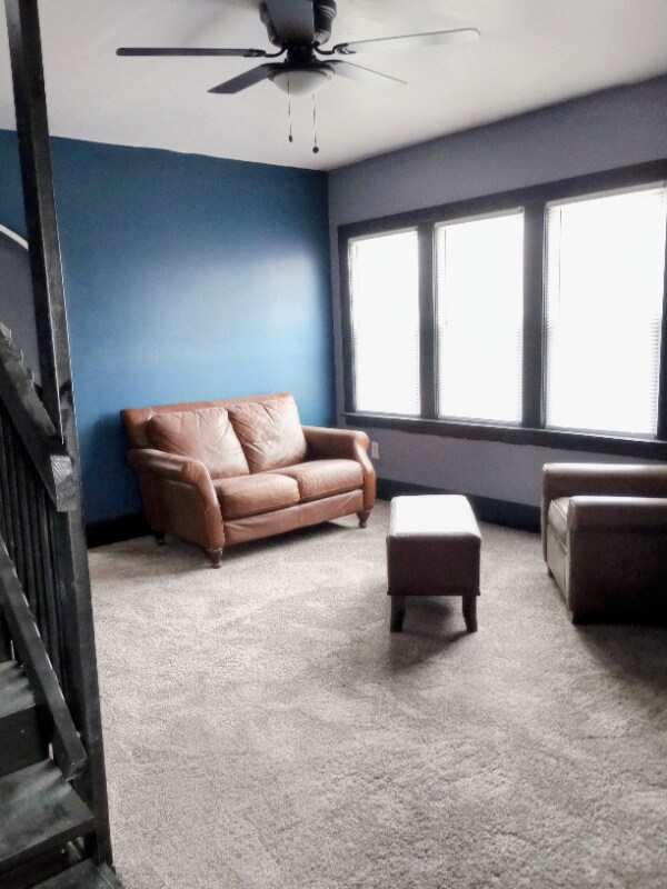 Foto del edificio - 11641 Mansfield St