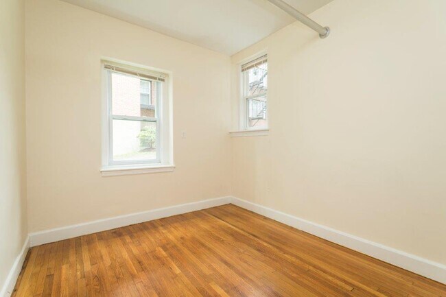 Foto del edificio - 97 Highland Ave