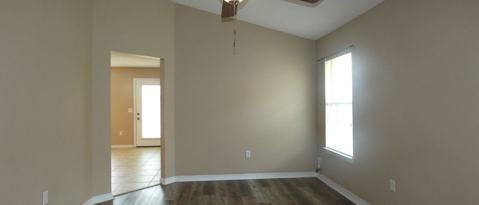 Building Photo - 4762 Ribault Ln