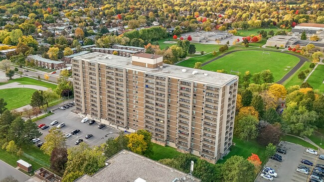 Photo du bâtiment - Bay Mills Place