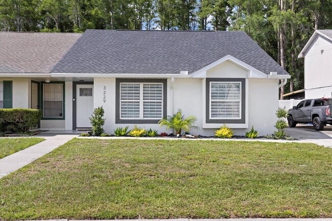 Building Photo - 3229 Laurel Dale Dr