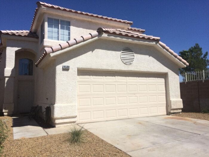 Foto principal - 4500 Standing Bluff Way