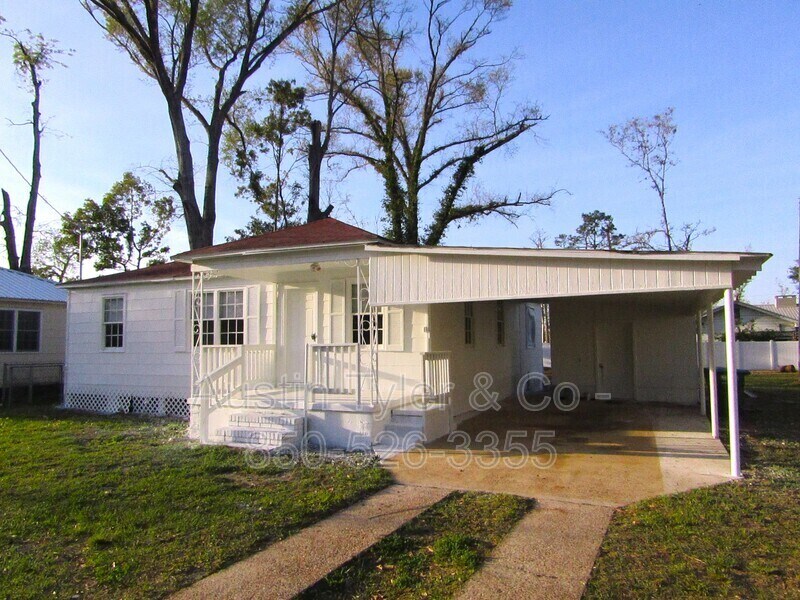 4346 Kelson Ave, Marianna, FL 32446 House Rental in Marianna, FL