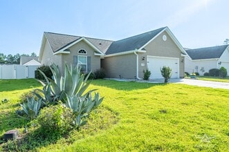 Building Photo - 170 Woodland Pk Lp