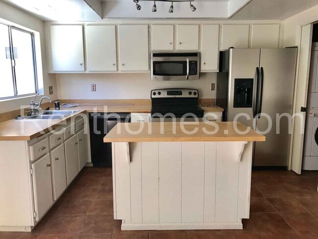 Foto del edificio - Linda Vista, 7679-C Stalmer Street, Close ...