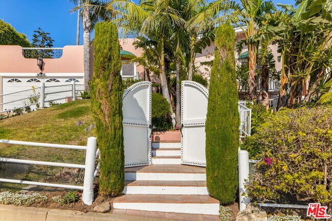 Foto del edificio - 206 Bellino Dr