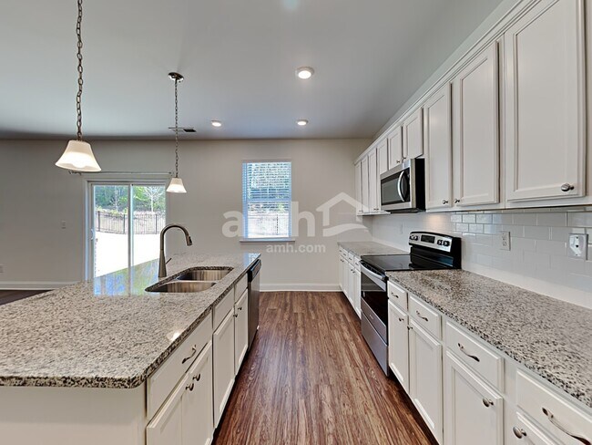 Building Photo - 2080 Brook Enclave Trail