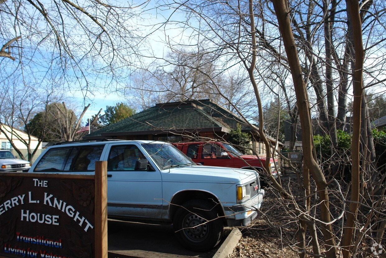 Building Photo - 171 Rio Lindo Ave