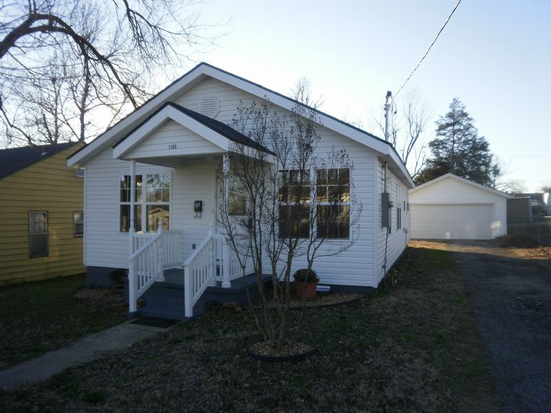 Foto principal - 1105 Turner St