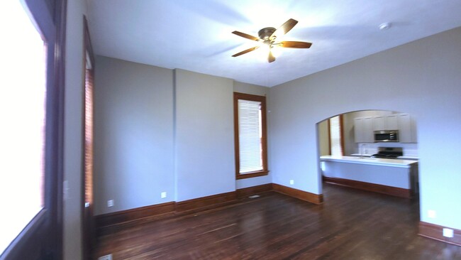 14.5x14.5 sq ft Living Room with 7 foot windows - 2631 Shenandoah Ave