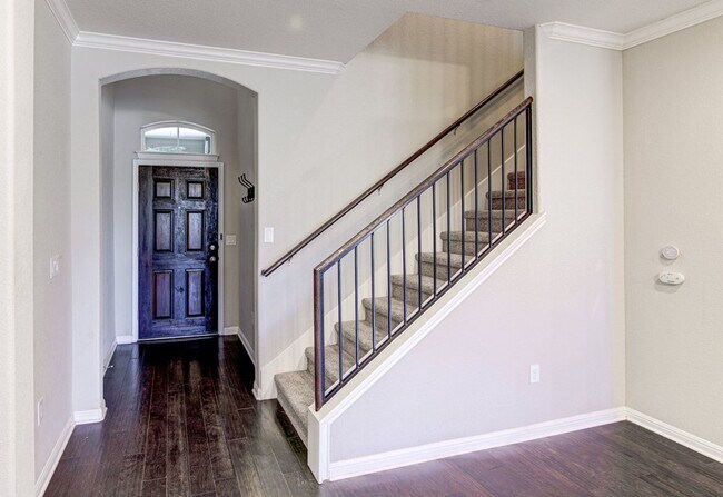 Foto del edificio - Cute as a Button 3/2.5 home in Parmer Village Townhomes, move-in ready!