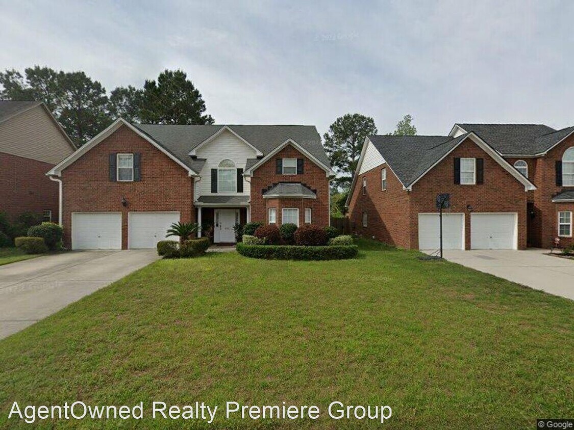 Primary Photo - 5 br, 3 bath House - 8729 Evangeline Dr.