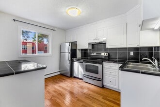 Building Photo - 2151 Hamilton St